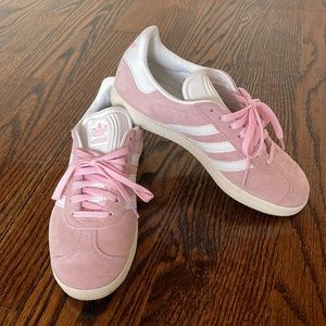 Woman’s Adidas Gazelle sneakers size 6
